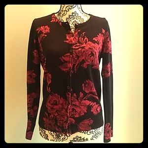 Red Roses Cardigan Sweater 🎉Price Drop!🎉